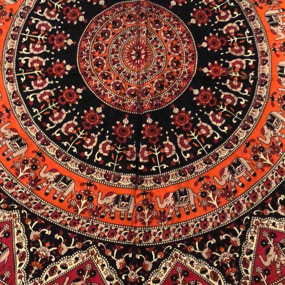 Beautiful Tapestry - Picture 2 of 4